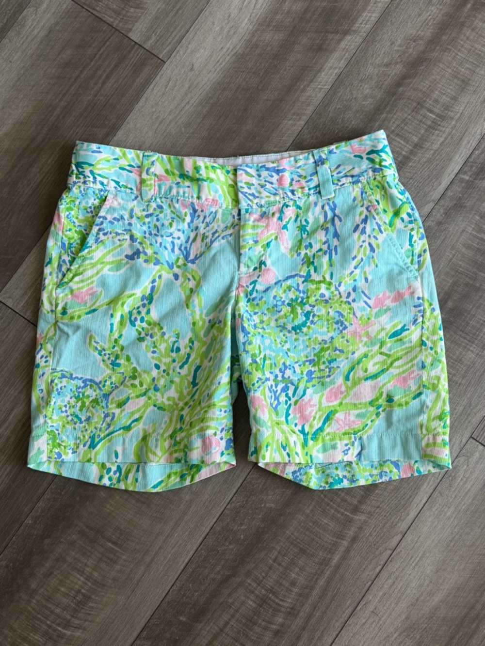 Lilly Pulitzer Women’s Sz 2 The Chipper Bermuda Short Blue Heaven Preppy Coastal